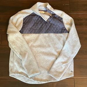 Vineyard Vines Asymmetrical Snap Sweater, size small